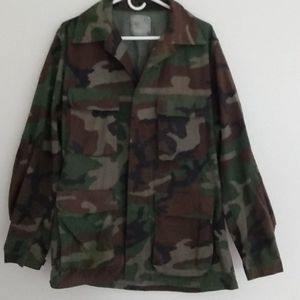 Men's camouflage hunting jacket